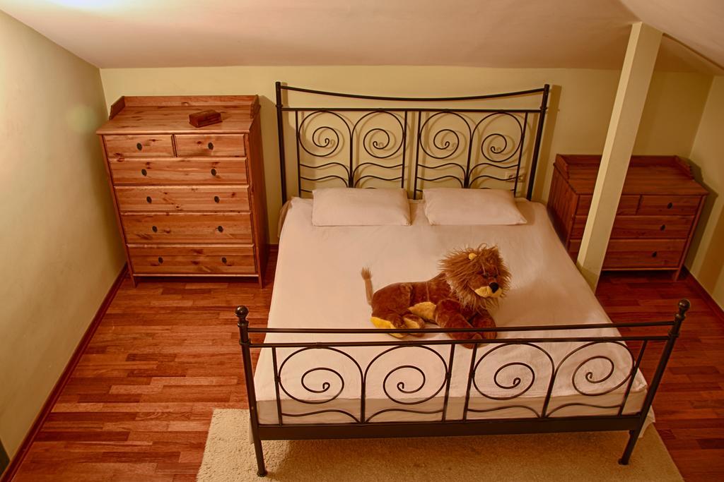 Tsaghkunq Guest House Szevan Szoba fotó