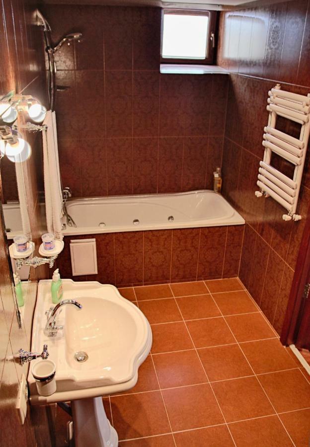 Tsaghkunq Guest House Szevan Szoba fotó